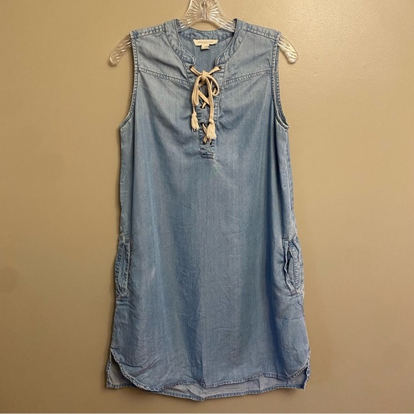 Beach lunch lounge chambray sleeveless lace up yoke mini dress Medium women’s - Picture 2 of 11
